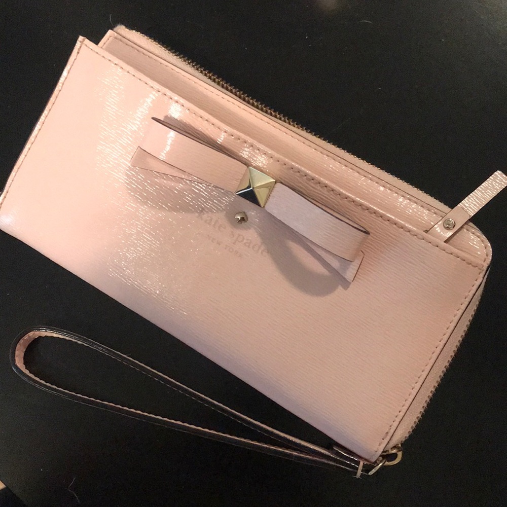 Light Pink Kate Spade Wristlet